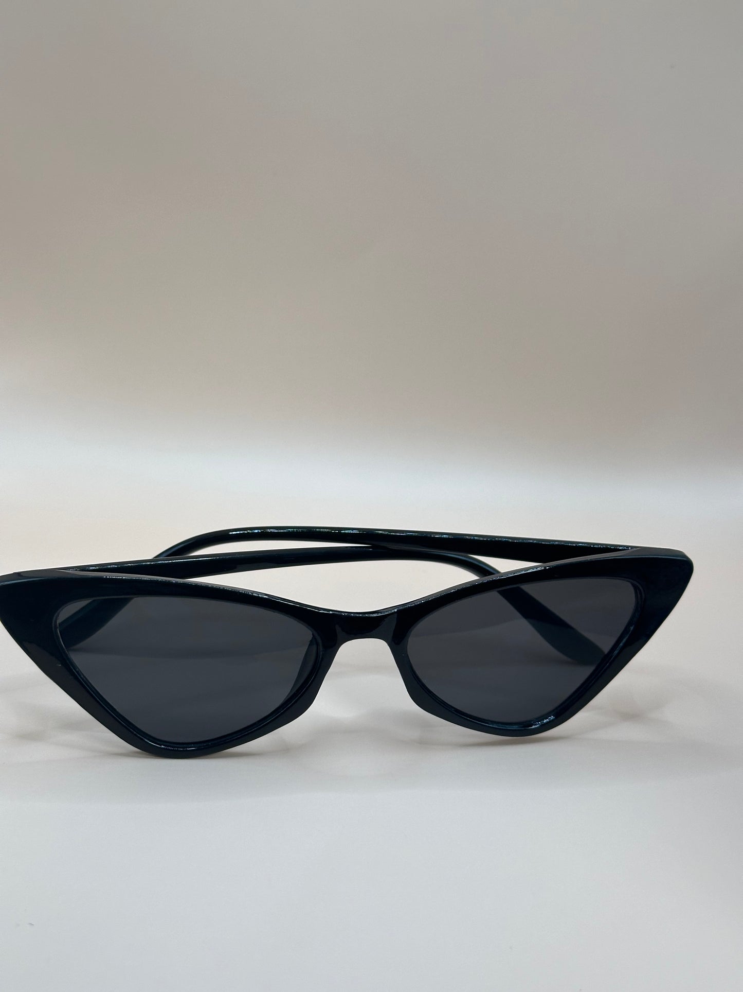 Pointy sunglasses